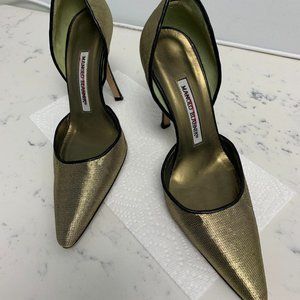 Manolo Blahnik Metallic Green Stilettos Pumps